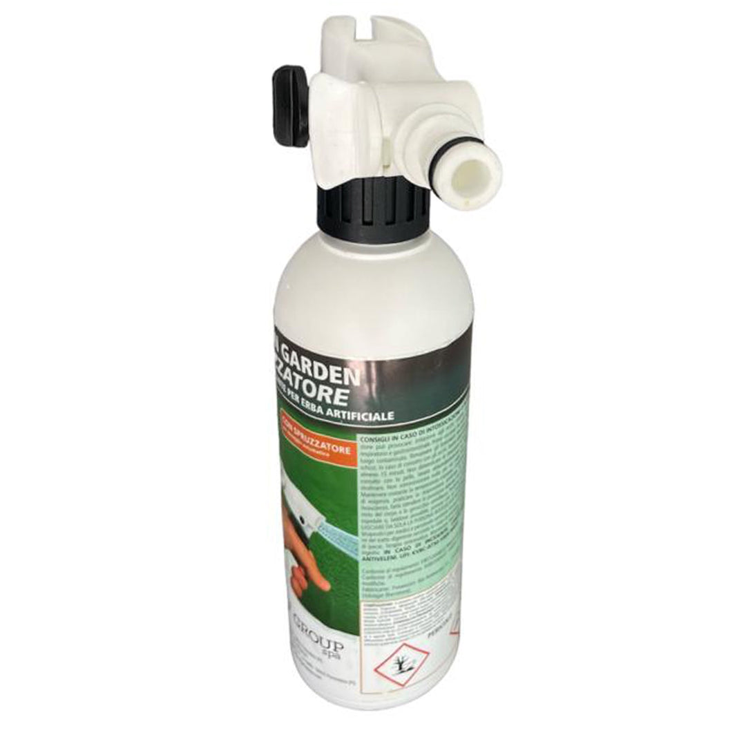 Detergente concentrato per erba sintetica con erogatore a spruzzo 0,5 Lt